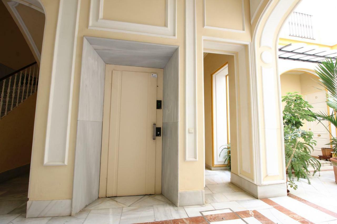 Apartamento Trajano Sevilha Exterior foto